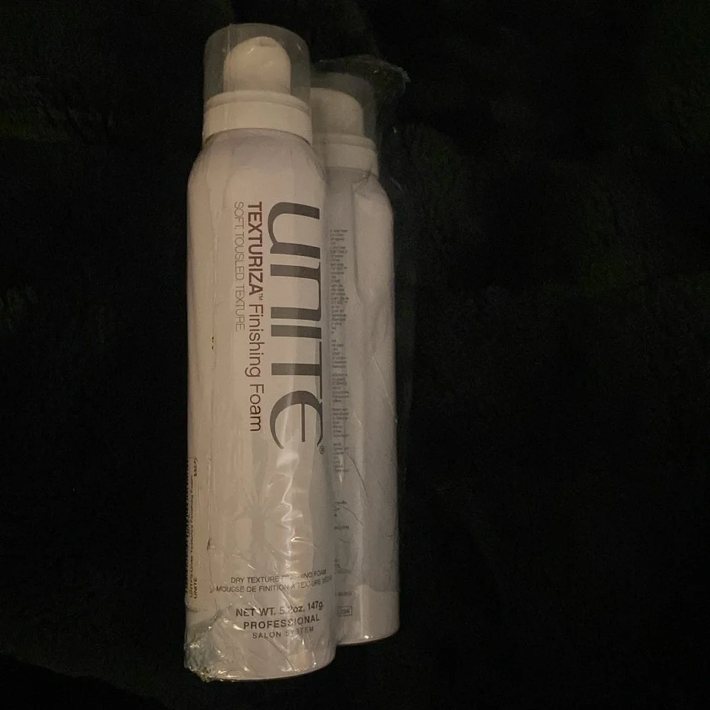 Unite Texturiza Finishing Foam Soft Tousled texture 2 included New in package